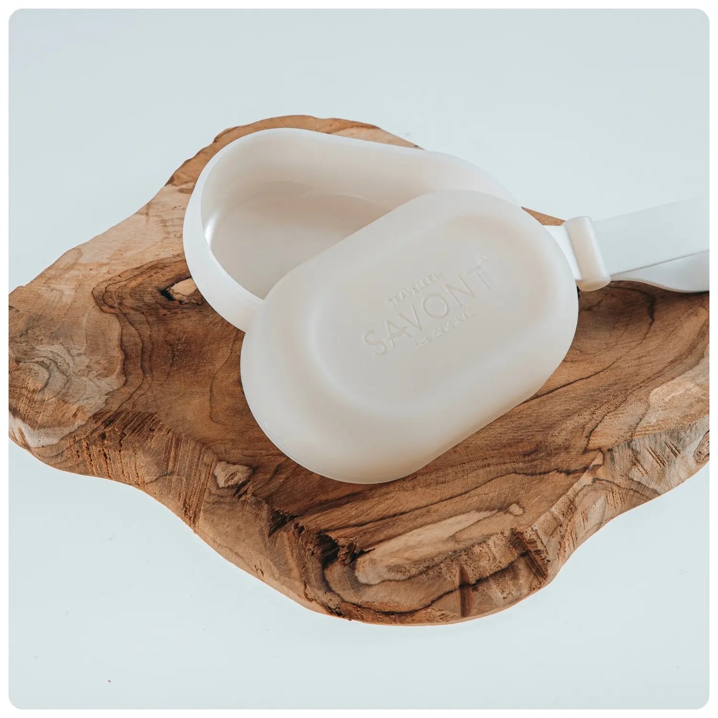 Boîte à savon en plastique marin recyclé AVEC porte savon aimanté VARIO